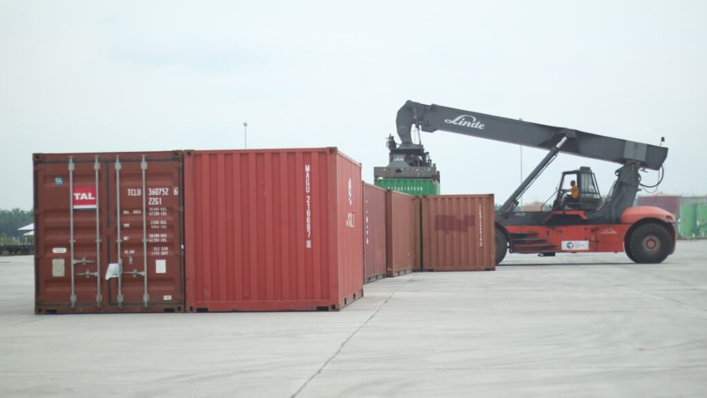 Dry Port & Stasiun Kereta Api Sei Mangkei